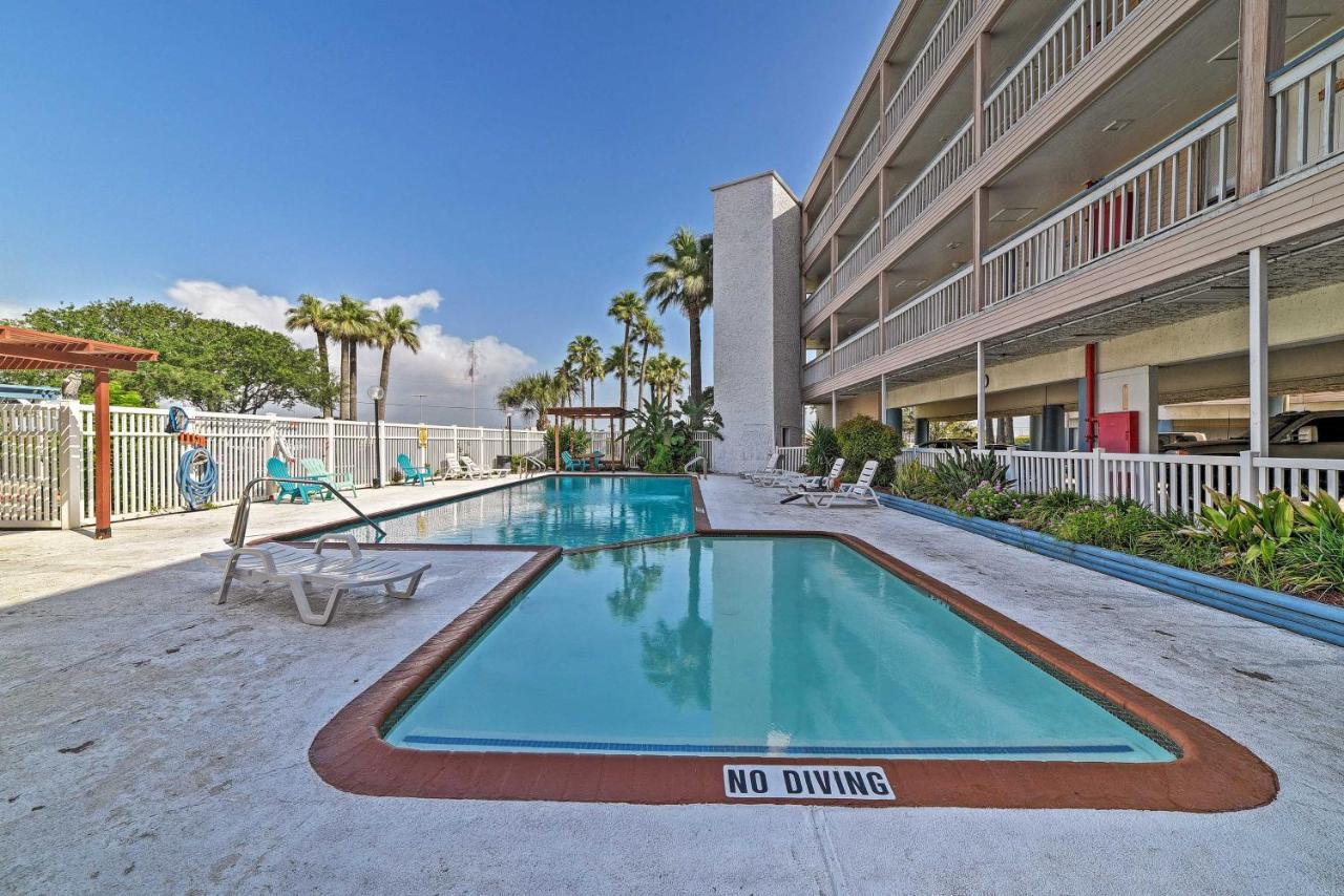 Oceanfront Corpus Christi Condo Resort Perks! Екстер'єр фото