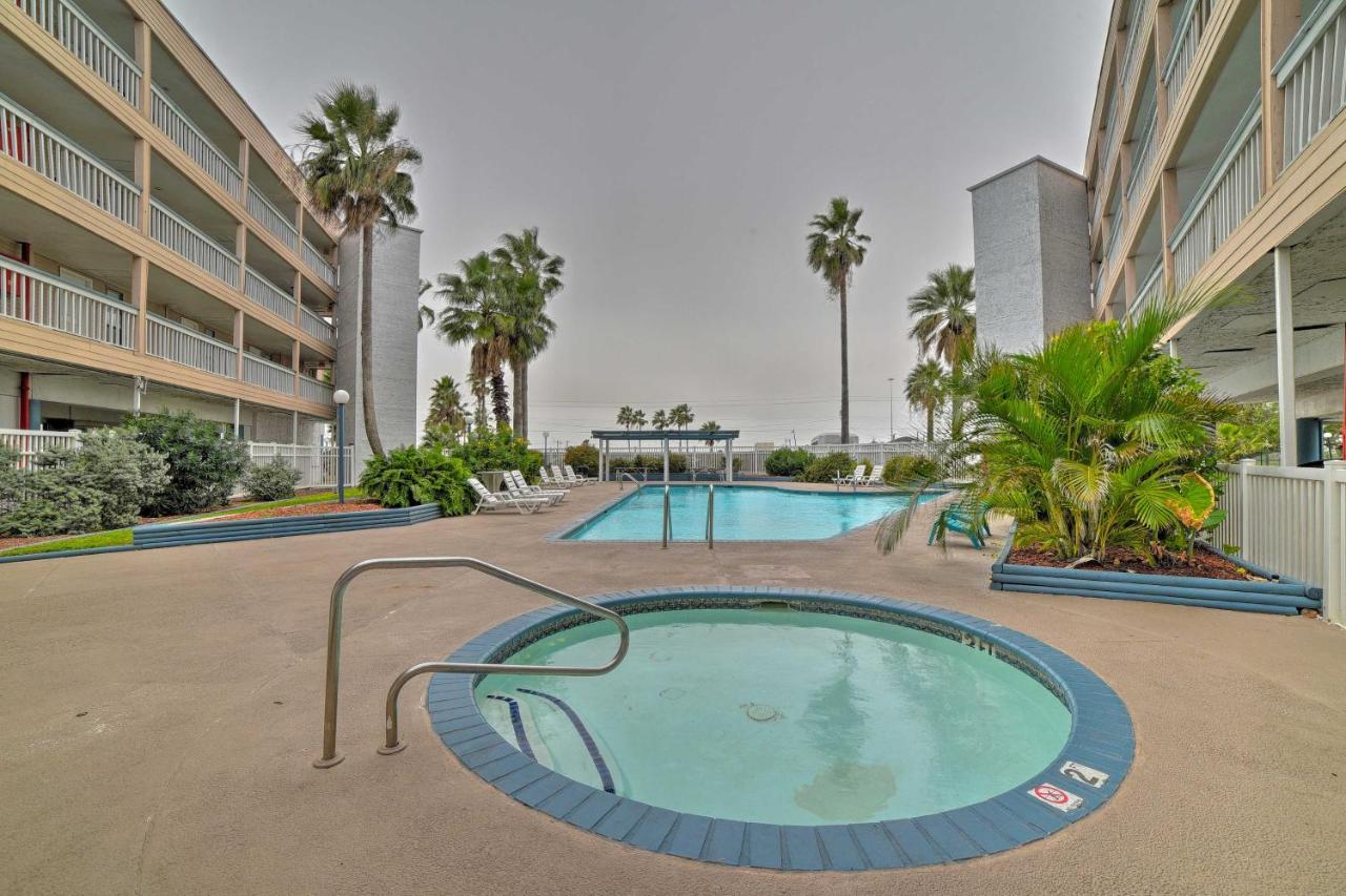 Oceanfront Corpus Christi Condo Resort Perks! Екстер'єр фото
